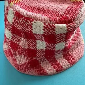 Burberry Red and White Patterned Knit Burberry Light Brown Red & White Argyle Knit Cardigan  main image 4